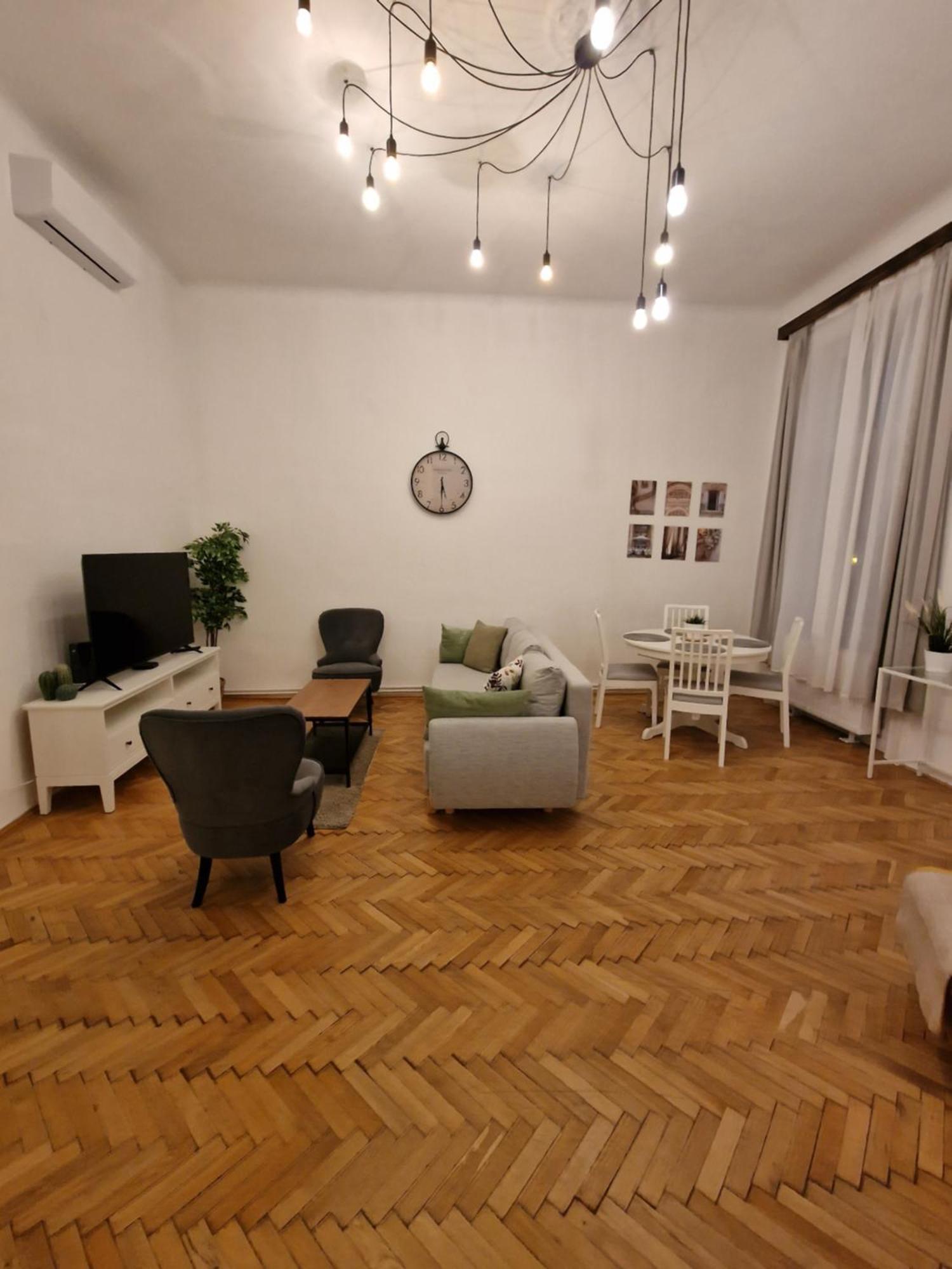 Terrace Vuvu - Apartment With Balcony In The Heart Of Budapeşte Dış mekan fotoğraf